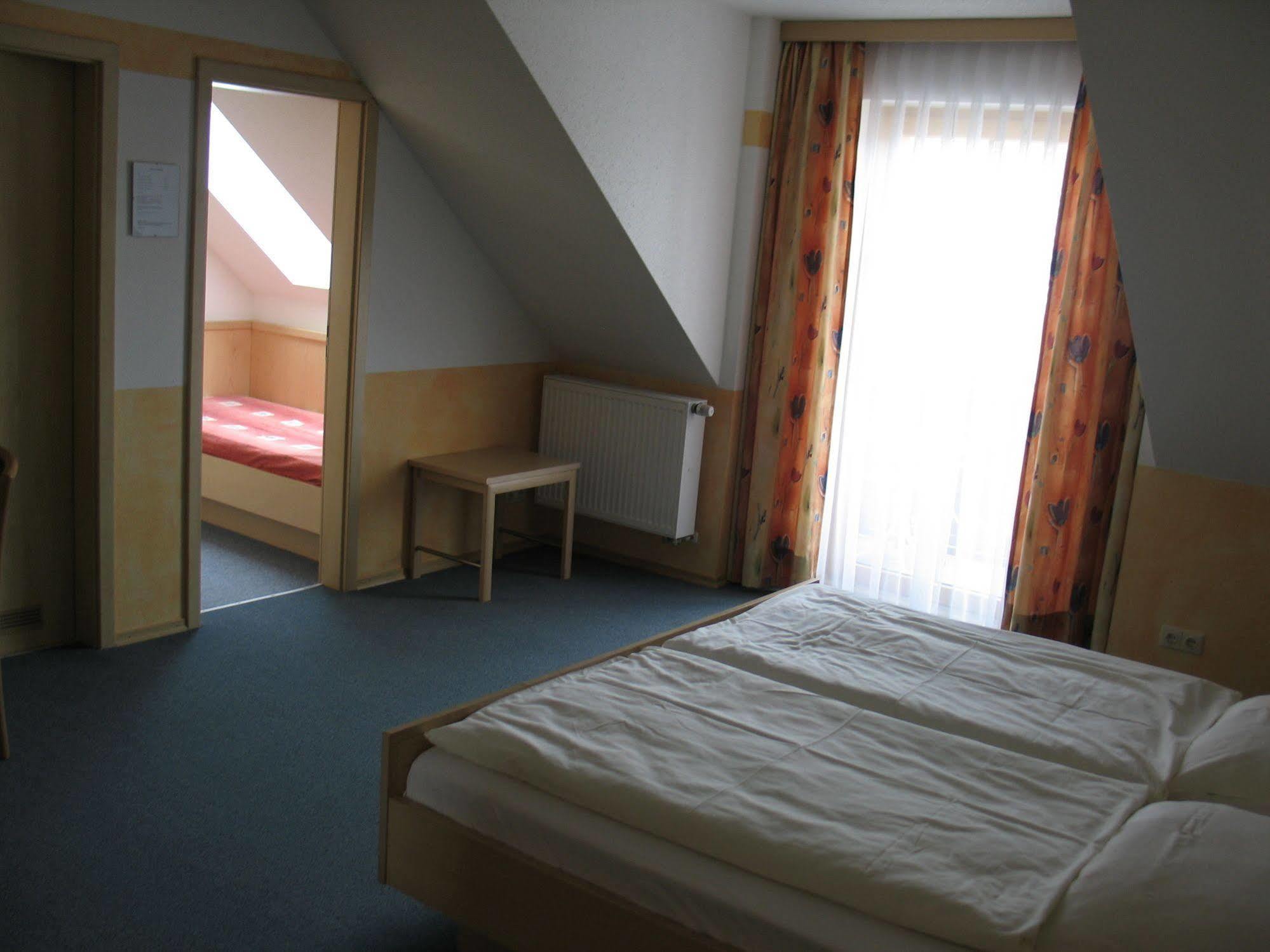 Hotel Garni Hopfengold Wolnzach Ngoại thất bức ảnh